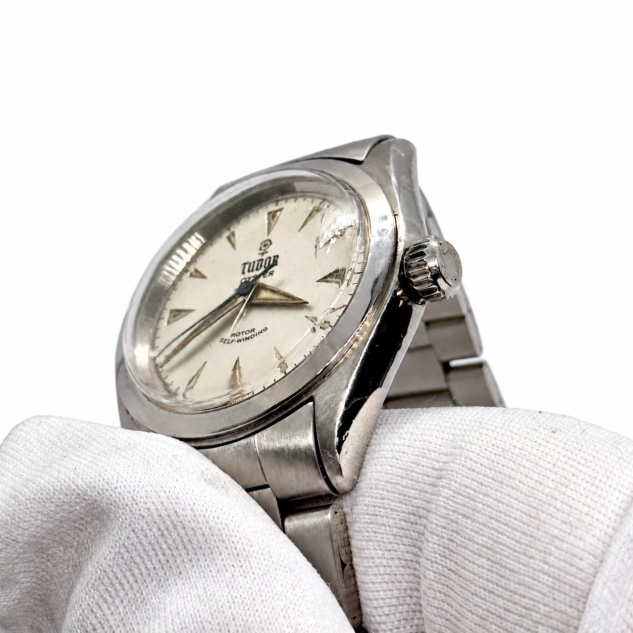 Tudor Oyster Prince 7810 – angle 5