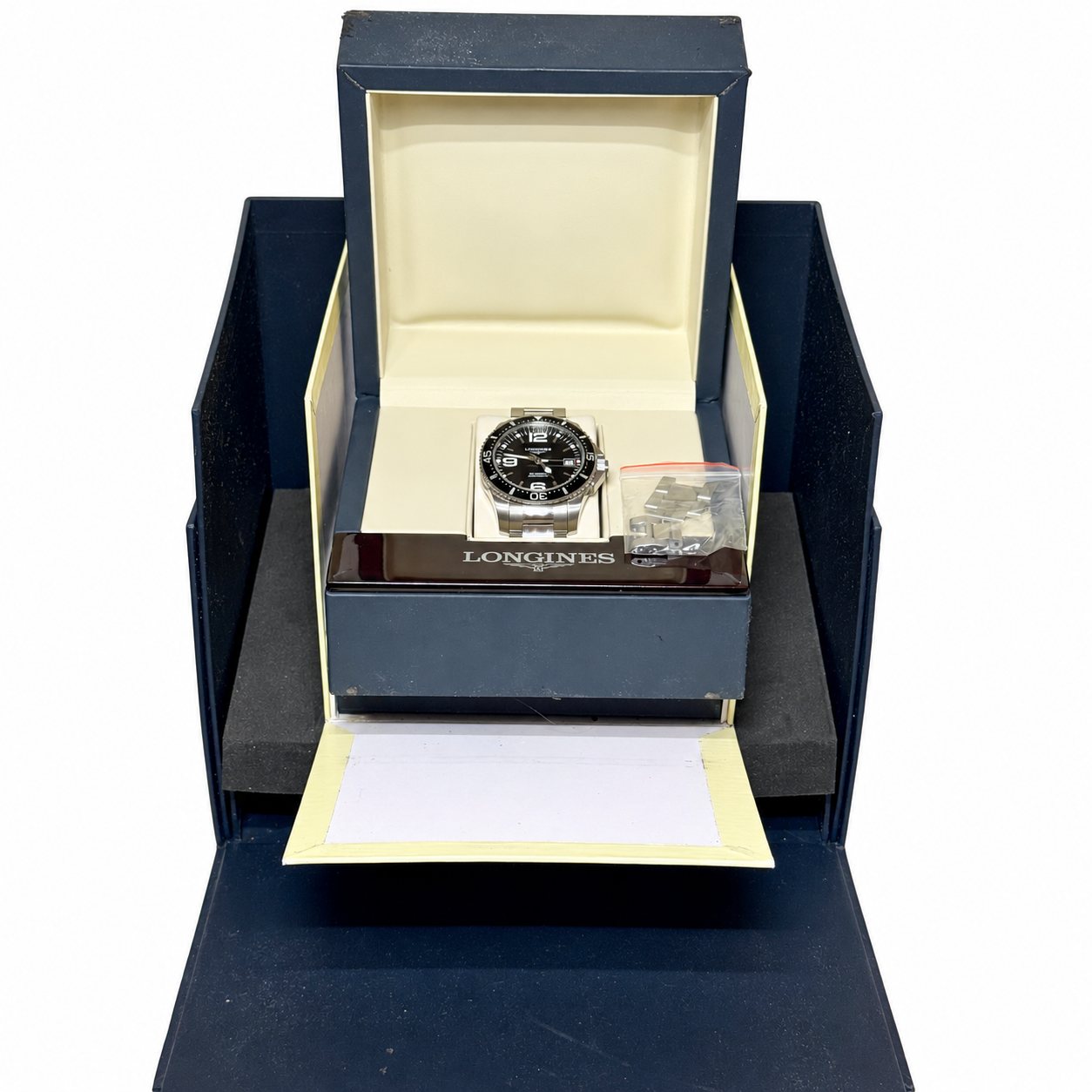 Longines HydroConquest L3.741.4 – angle 6