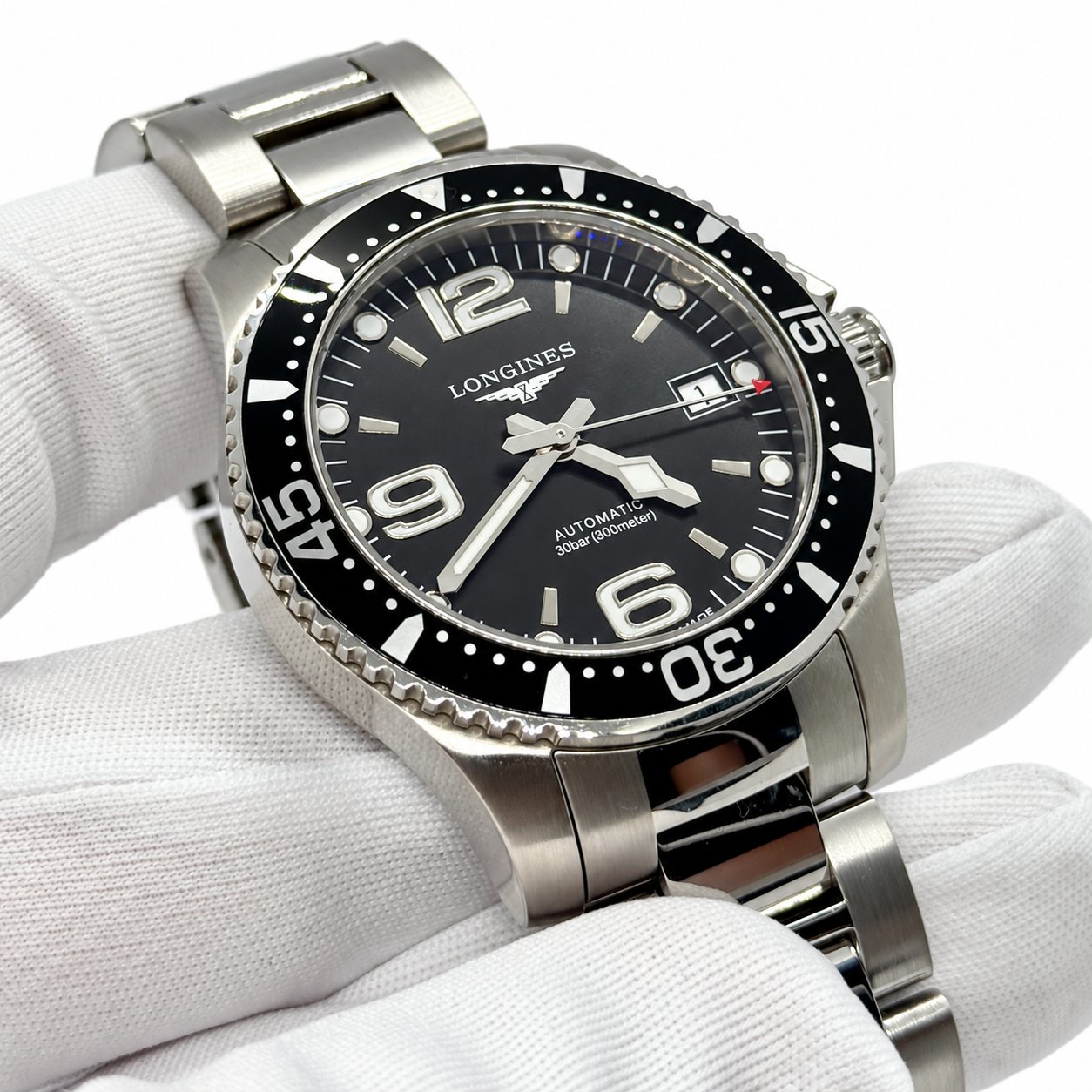 Longines HydroConquest L3.741.4 – angle 3